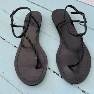 PELLE Mode size 7.5 all leather flat sandals with black sequins ?